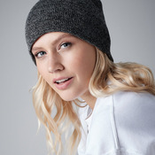 Two-tone pull-on beanie