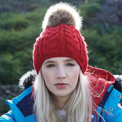 Fur pop pom cable beanie